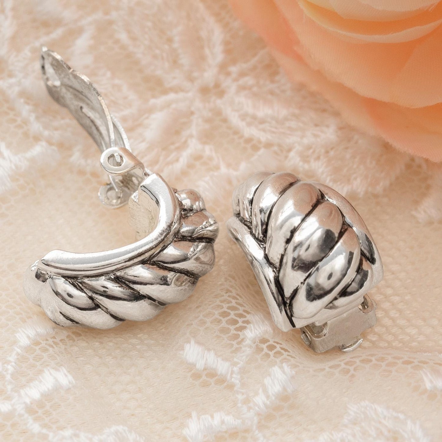 Womens Vintage Oscar de la Renta Clip Earrings Weave Silver Jewelry Hoop Earring Handmade Antique Made in USA Antique Designer Antique