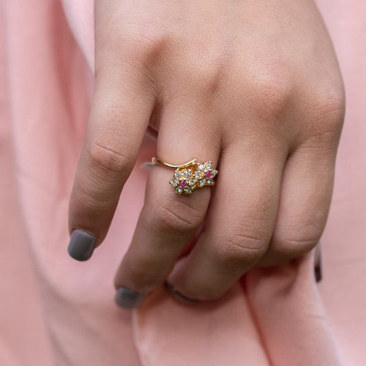 Women's Vintage 1970s Star Flower Cluster Ring set with Genuine Ruby or Austrian Crystals Made in USA