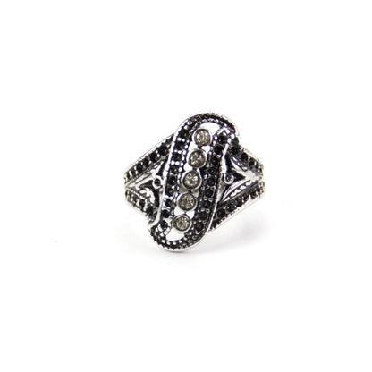 Vintage 1970's Antiqued 18k White Gold Electroplated Filigree Ring set with Austrian Crystals