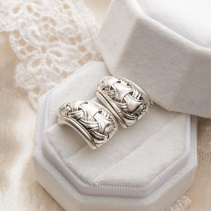 Womens Vintage Oscar de la Renta Clip Earrings Weave Design Silver Jewelry Hoop Earring Handmade Antique Made in USA Antique Designer