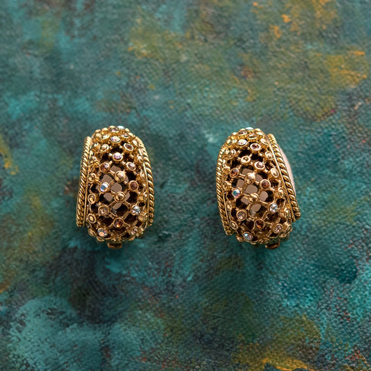 Vintage Oscar de la Renta Clip Earrings Gold Tone and Crystals OSE-2343-CY