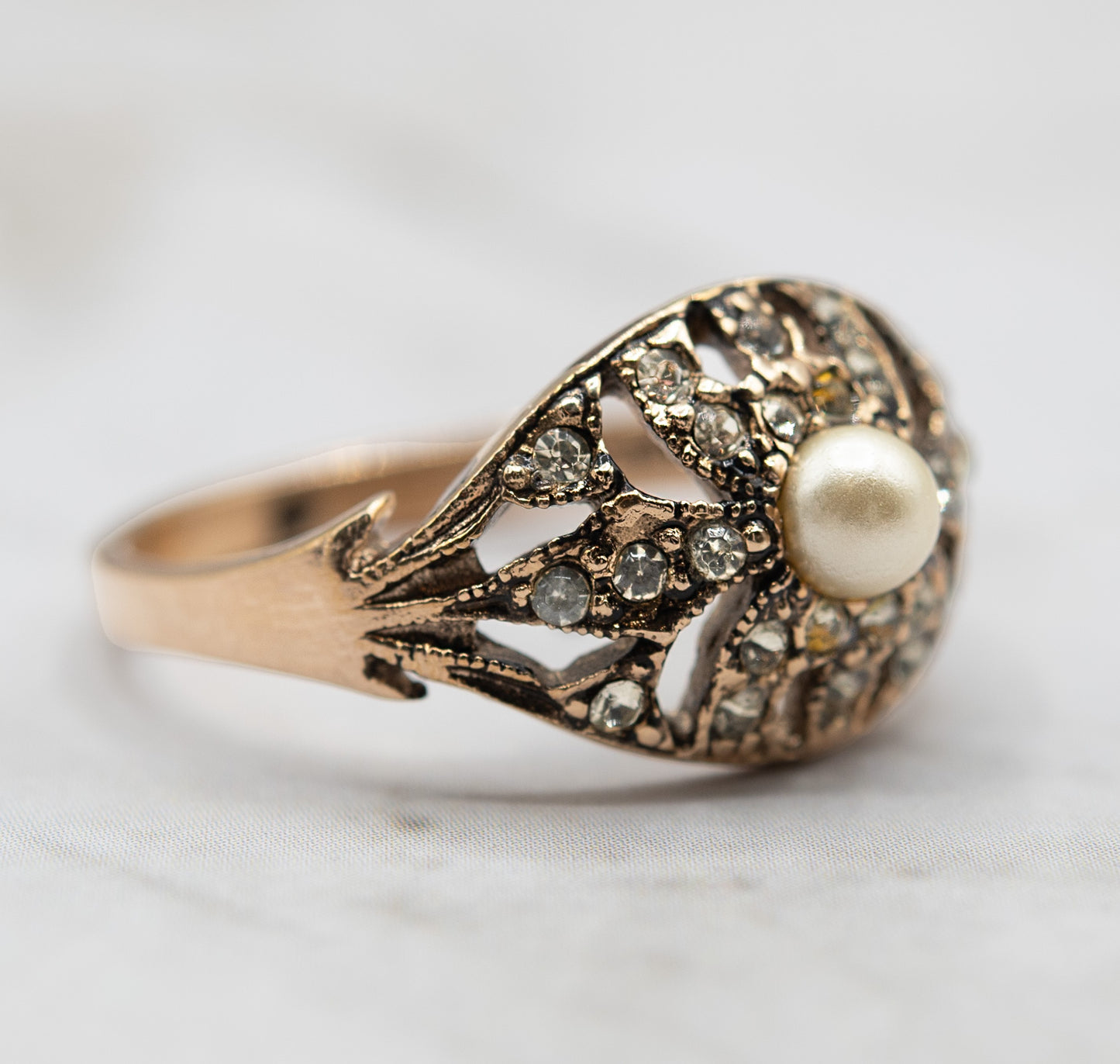 Vintage Ring 18k White Gold Electroplated Edwardian Style Austrian Crystals Princess Ring Gold Statement Womans Rings Antique Jewlery