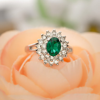 Vintage Ring Austrian Crystal Cocktail Ring 18k White Gold R1352 Antique Womans Jewelry