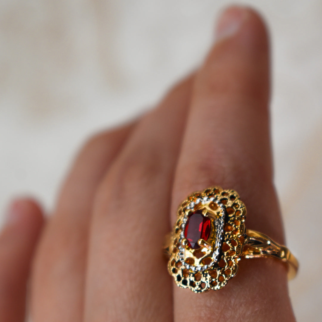 Vintage Womens Ring Austrian Crystal 18k Gold Filigree Cocktail Ring Made in USA Never Worn Antique Women's Gold Rings