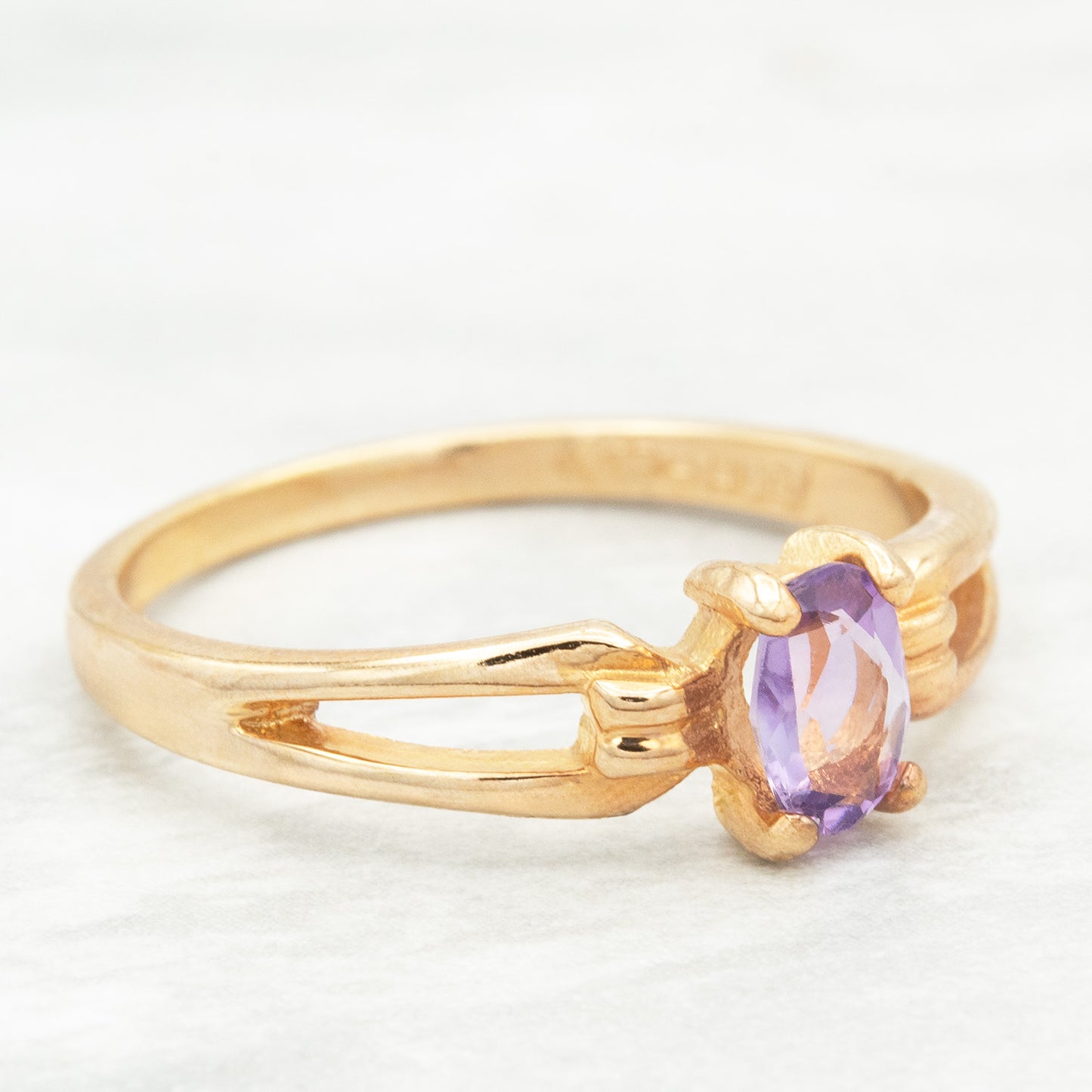 Vintage Ring 1970s Genuine Garnet or Amethyst 18k Gold Birthstone Rings Antique Womans Jewelry Handmade