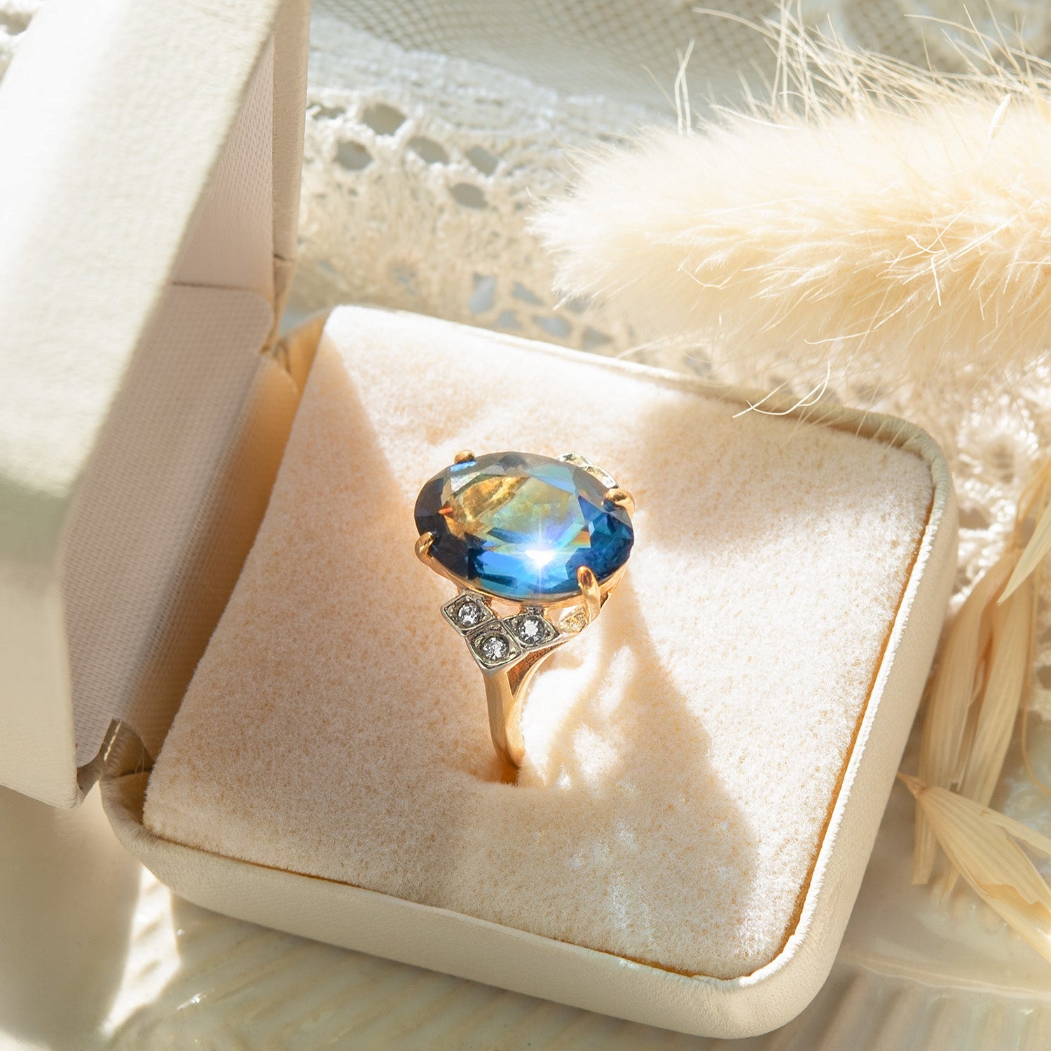 Vintage 1970s Emerald Green Austrian Crystal Ring with Clear