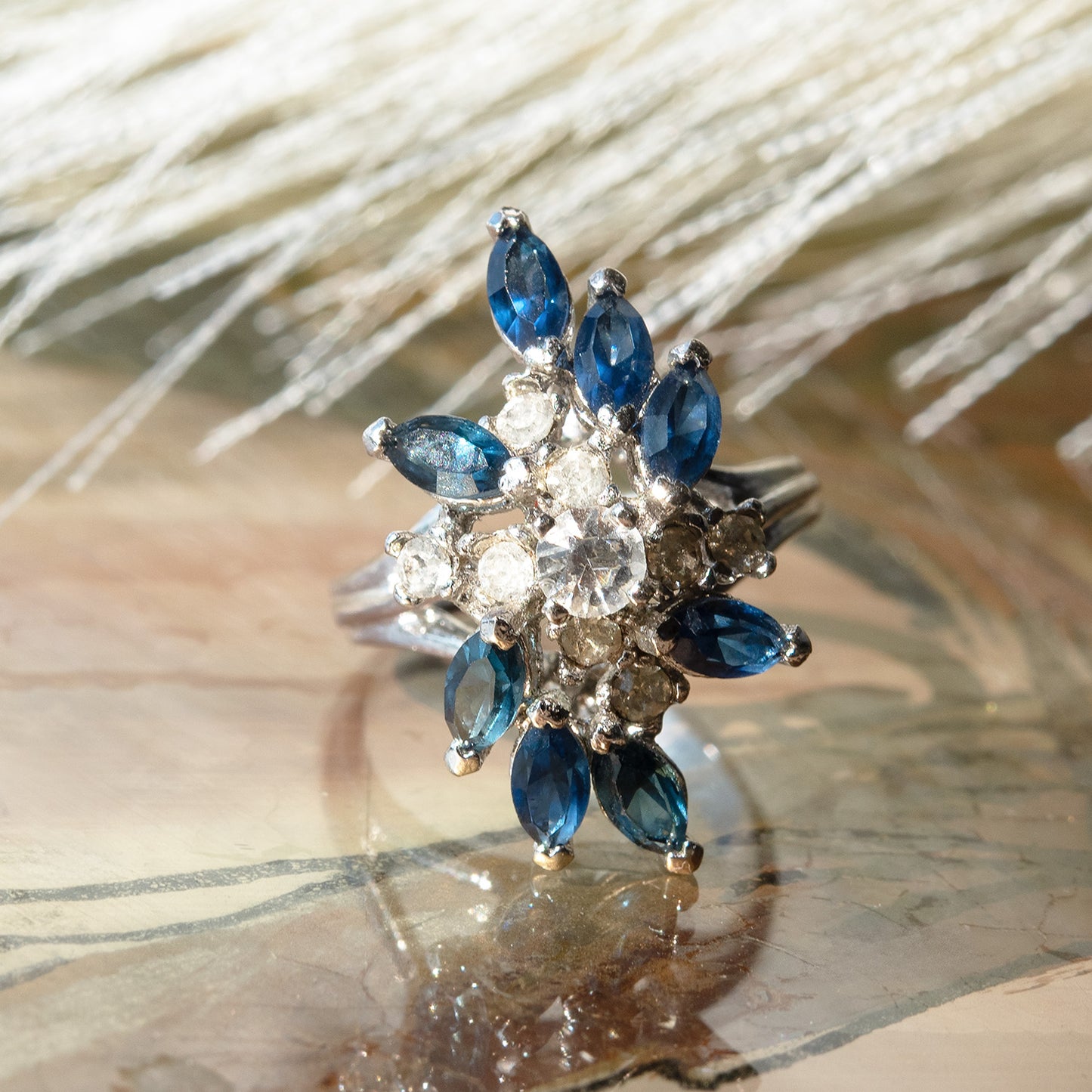 Vintage Jewelry Austrian Crystal Cocktail Ring 18k White Gold Electroplated