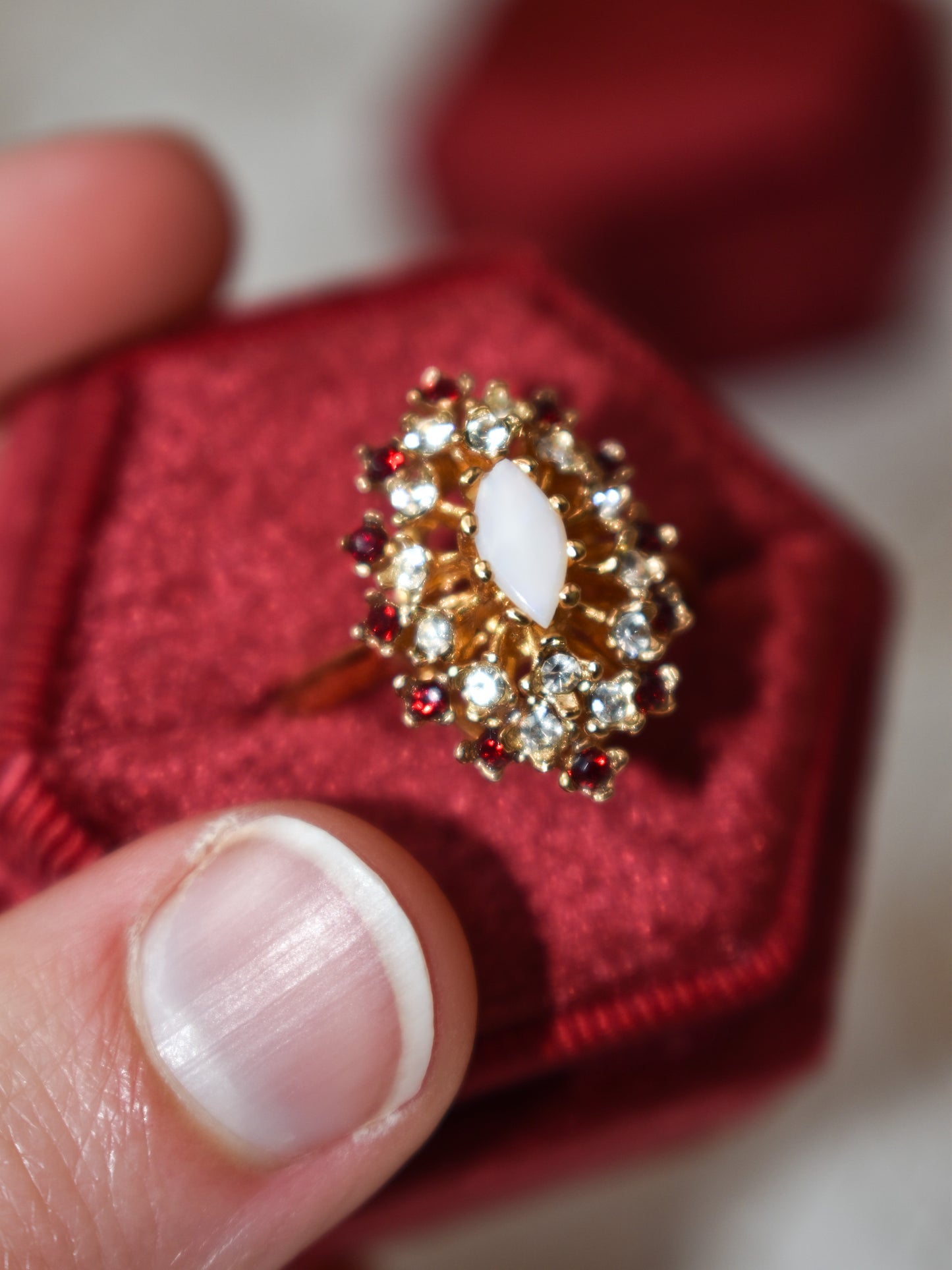 Vintage Ring Clear Swarovski Crystals 18k White Gold Silver Victorian Style Antique Womans Jewelry #R221