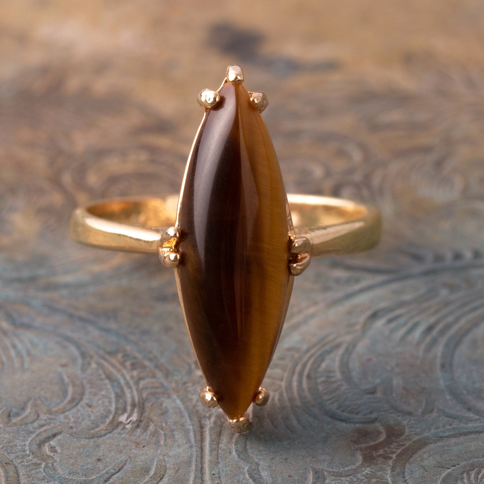 David Webb - 18K Yellow Gold Tiger's Eye Ring – Robinson's Jewelers