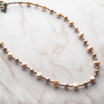 Vintage Oscar De La Renta 16 Inch Genuine Fresh Water Pearl Necklace