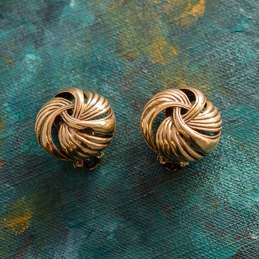 Vintage Oscar de la Renta Clip Earrings Gold Tone Swirl Button Design OSE-1212-CY