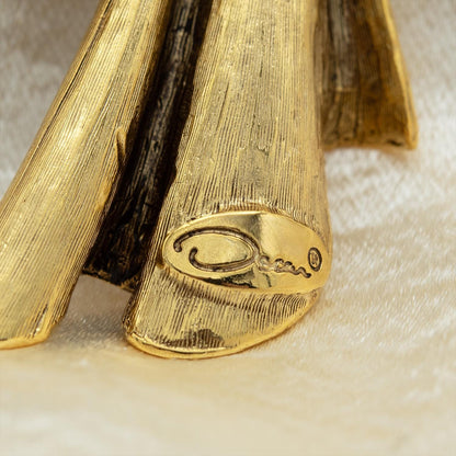 Vintage Oscar de la Renta Bow Brooch Yellow Gold Plated Designer Pin for Women