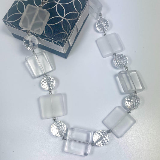 Vintage Oscar De La Renta Frosted & Clear Lucite Necklace Antique Elegant Lightweight