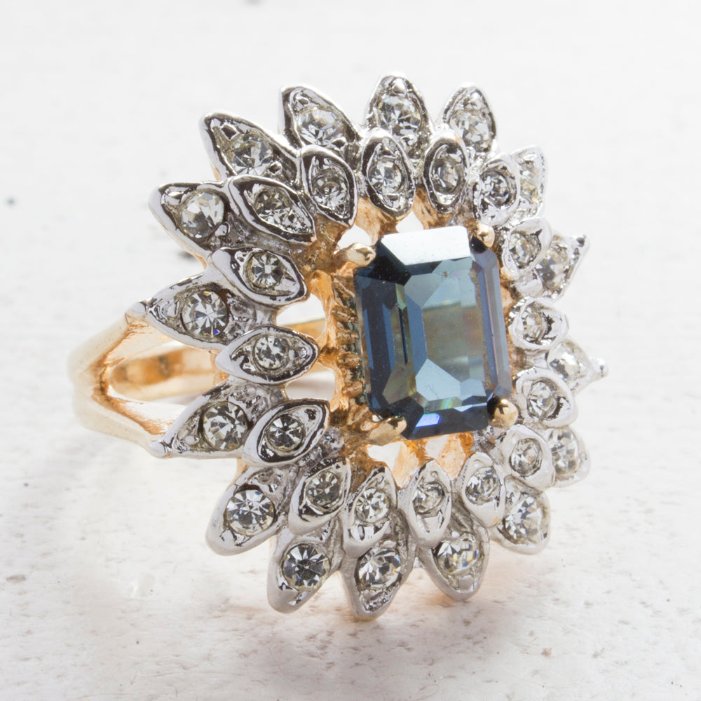 Vintage Ring Sapphire Crystal Surrounded by Clear Crystal 18kt Yellow Gold Electroplated