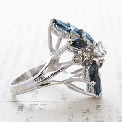 Vintage Jewelry Sapphire and Clear Austrian Crystal Cocktail Ring 18k White Gold Electroplated