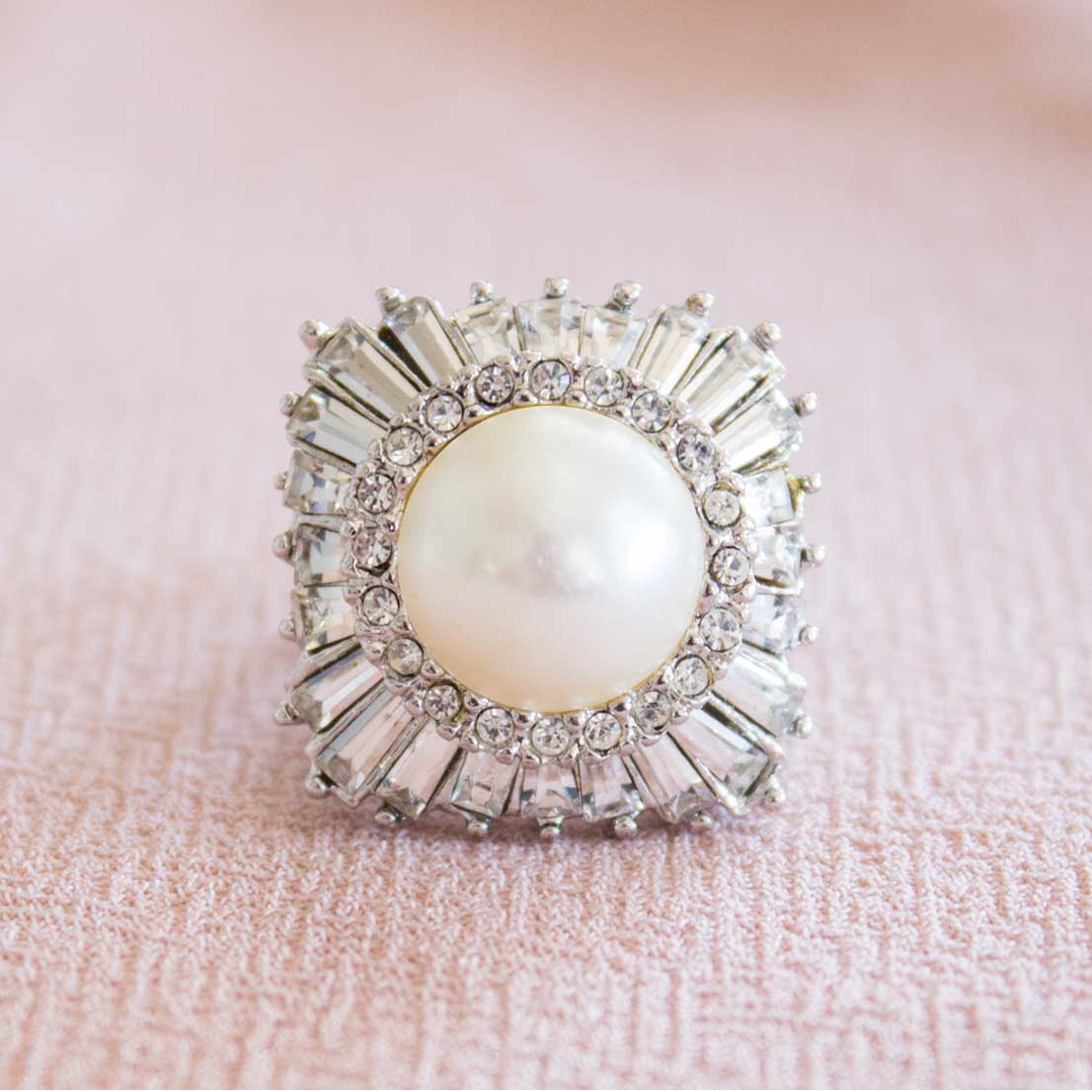 Vintage Ring Pearl Surrounded by Clear Austrian Crystals 18kt White Gold Electroplate Made in the USA
