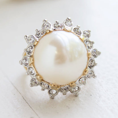 Vintage Ring 1970s Pearl Bead and Swarovski Crystal Ring 18k Gold  #R1782