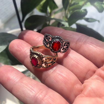 vintage-ruby-Austrian-crystal-filigree-ring-antique-yellow-gold-plated