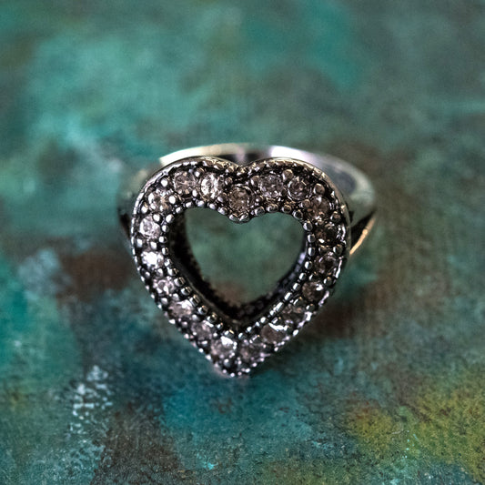 Vintage Clear Austrian Crystal Heart Ring Antiqued 18k White Gold Electroplated Made in USA