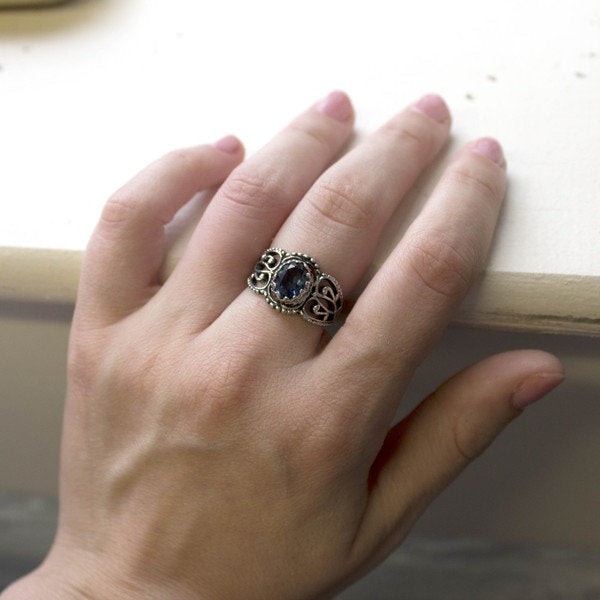 vintage-sapphire-crystal-filigree-ring-antiqued-white-gold-plated