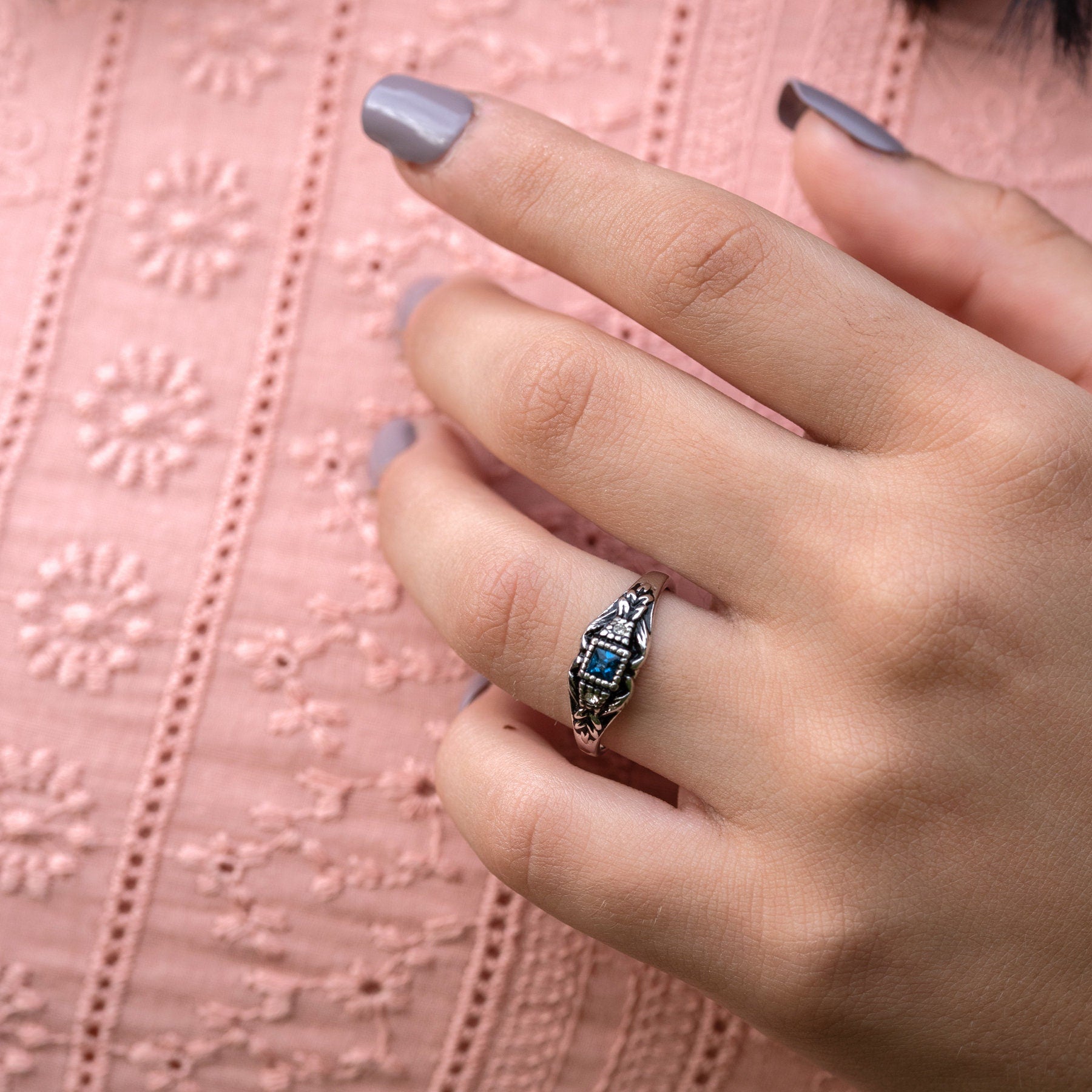 vintage-sapphire-clear-Austrian-crystal-antique-white-gold-plated-ring