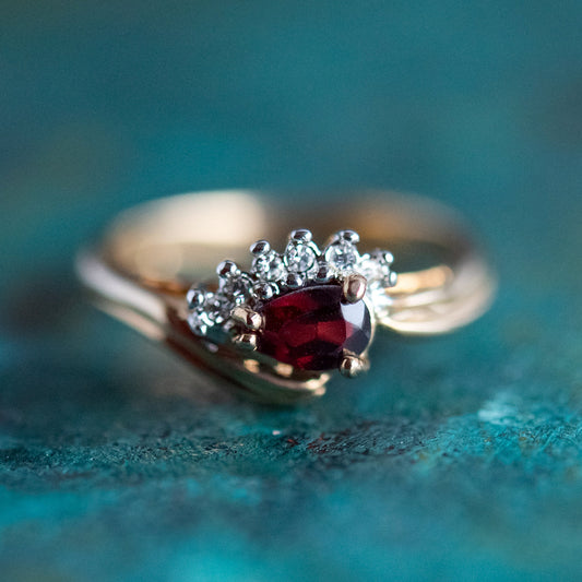 Vintage Ring Genuine Garnet and Clear Austrian Crystals 18kt Yellow Gold Electroplated Made in USA Size: 7