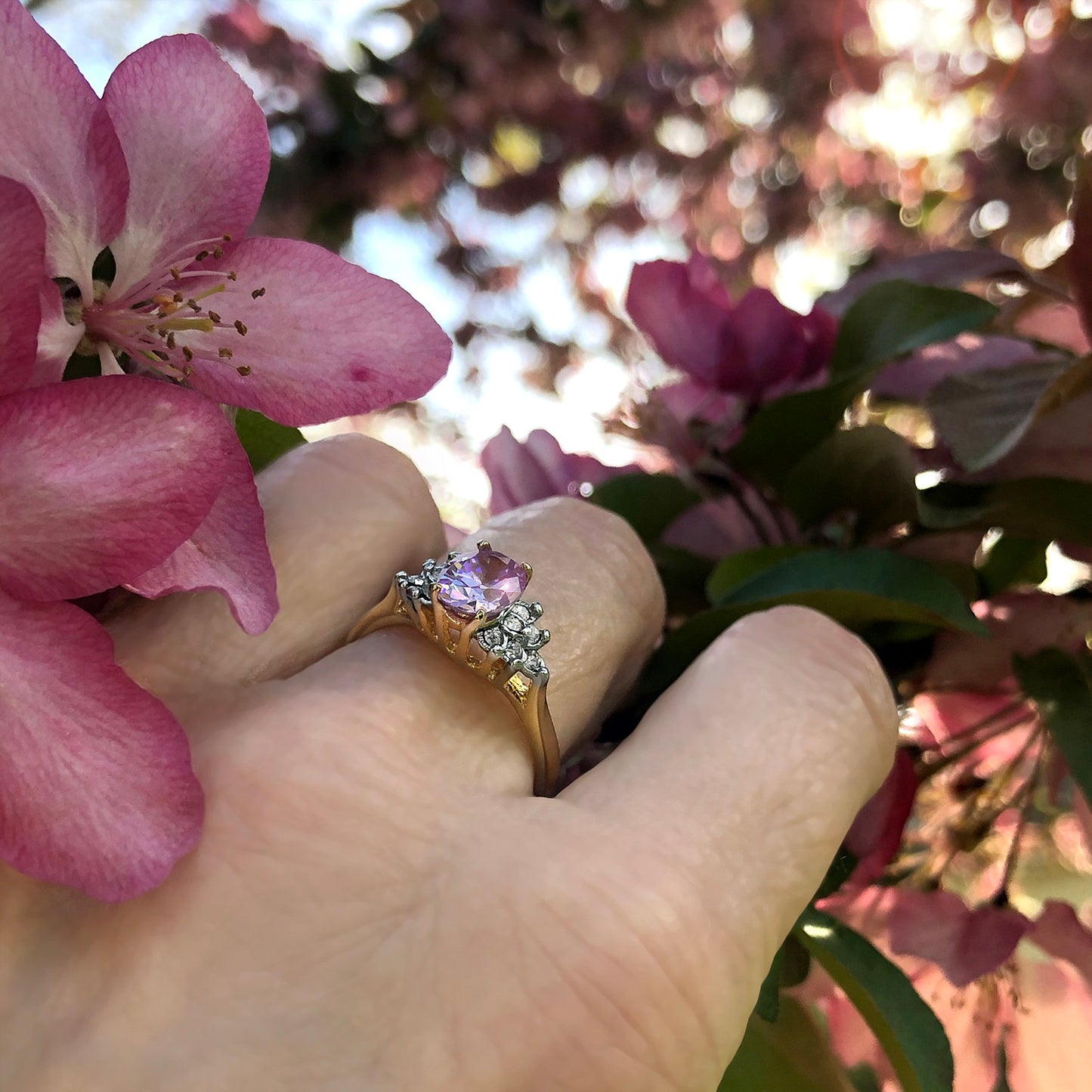 vintage-ring-lavender-cubic-zirconia-clear-Austrian-crystals-yellow-gold-plated