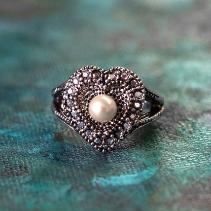 Vintage Ring Pearl and Swarovski Crystal Heart Ring Antique 18k White Gold Silver Womans Jewelry R1757