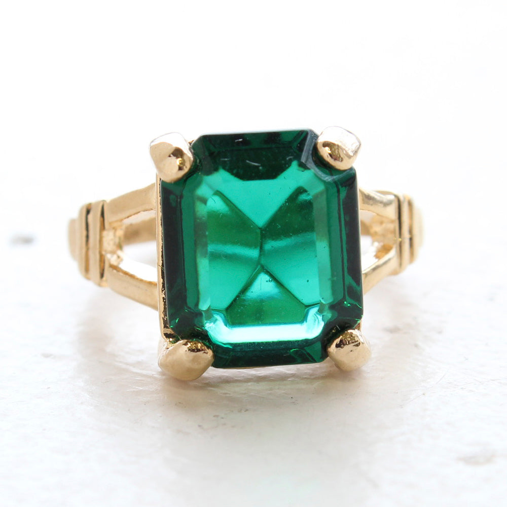 Vintage Ring Emerald Cut Emerald Austrian Crystal 18kt Gold Electroplated Ring Made in the USA May Birthstone