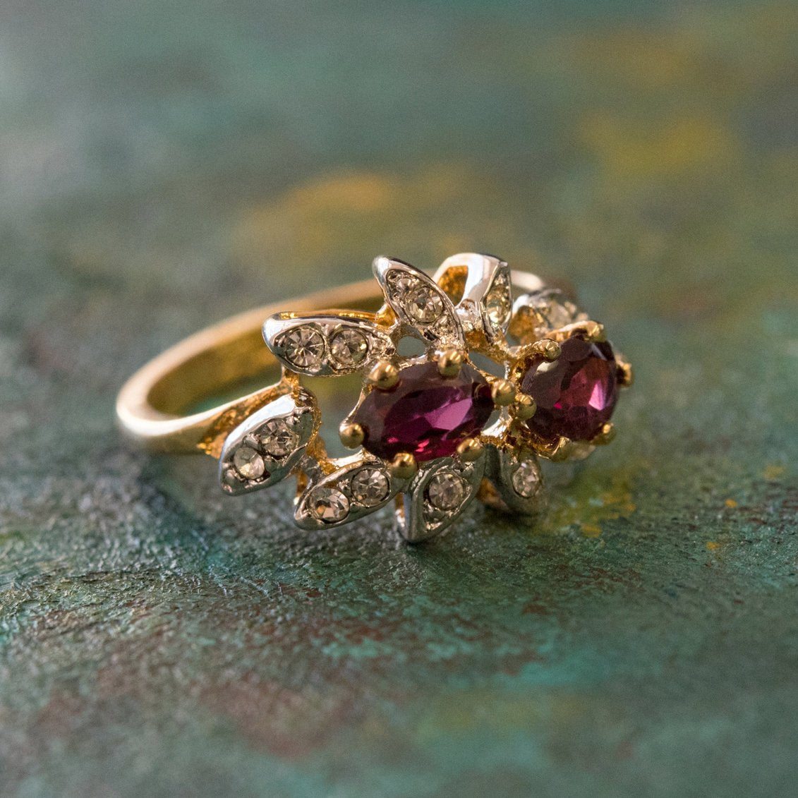 Vintage Ring Genuine Garnet and Clear Swarovski Crystals 18kt Gold Plated Band January Birthstone R1717 Size: 9