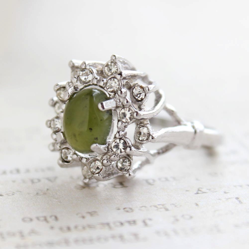 Vintage Ring Genuine Jade surrounded with Austrian Crystals 18k Yellow Gold Electroplated