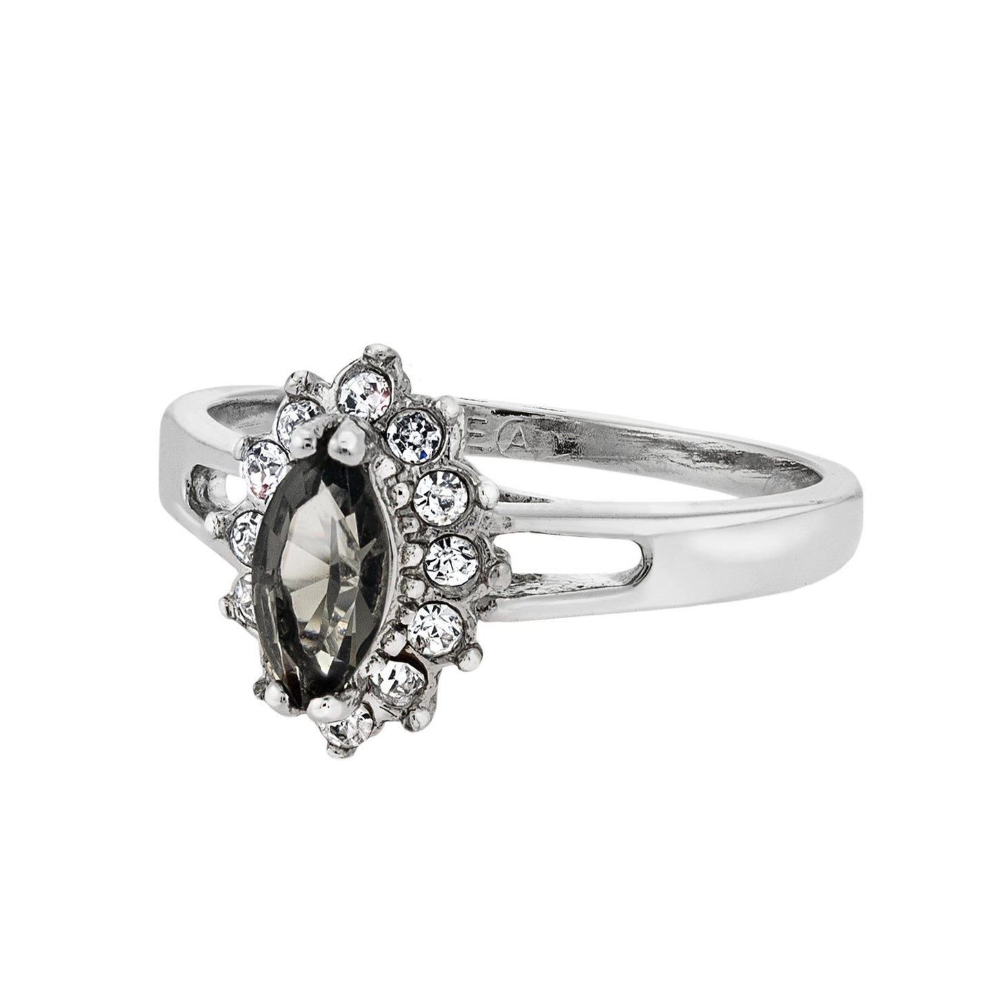 vintage-ring-black-diamond-clear-Austrian-crystal-white-gold-plated