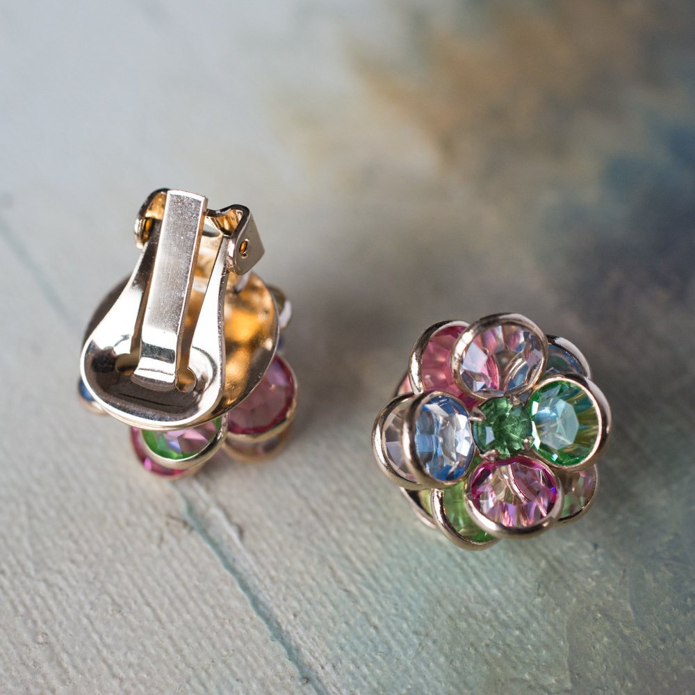 vintage-pastel-crystal-gold-plated-flower-clip-earrings