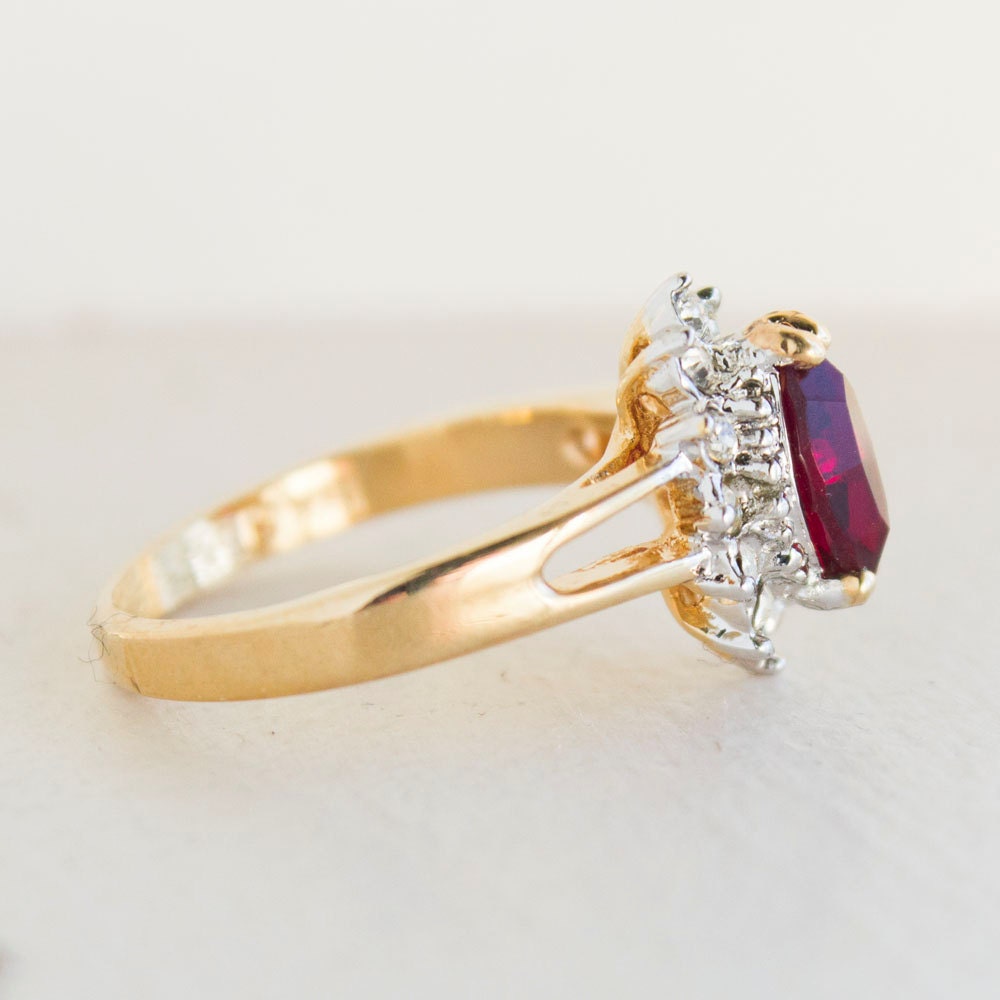 Real Vintage Garnet and Clear Swarovski Crystals Antique 18kt Gold Plated Ring January Birthstone Womans Jewelry #R1314 - NEVER WORN