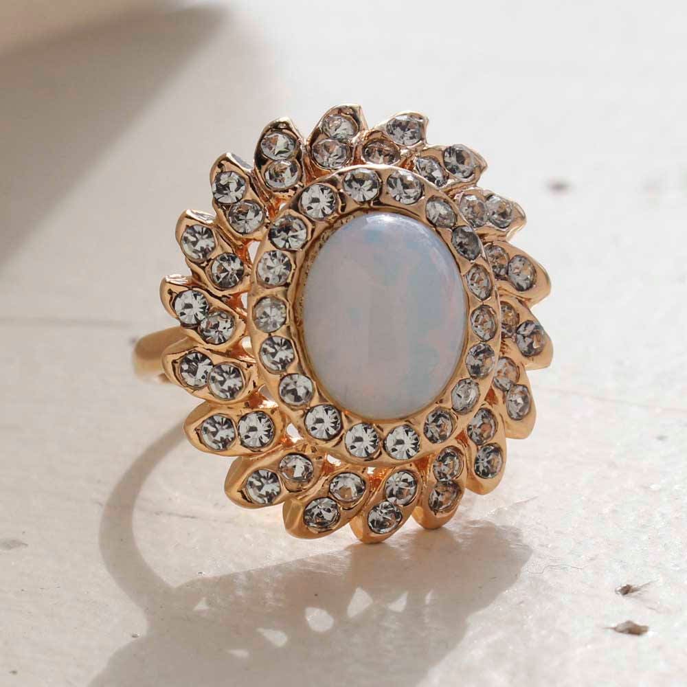 Vintage Ring Jewelry Pinfire Opal Cocktail Ring 18k Gold R106 Antique Jewelry for Women - Limited Stock - Never Worn