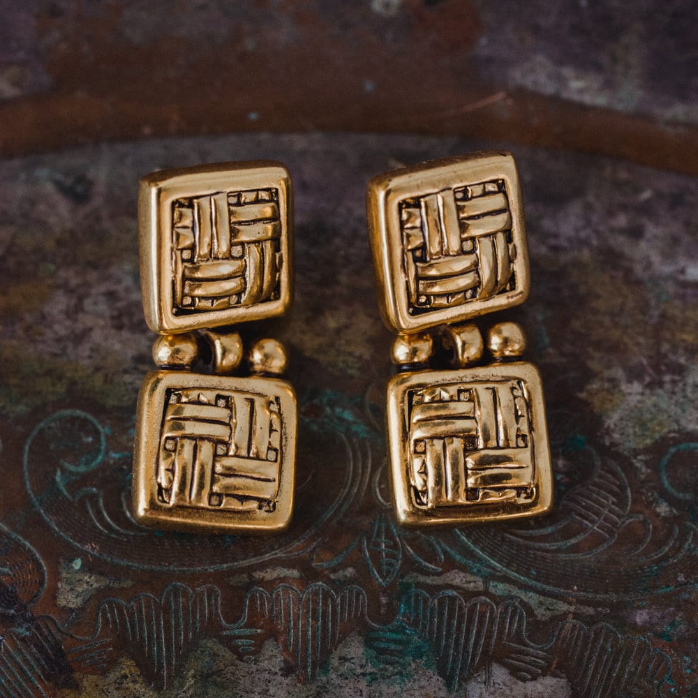 Vintage Earring Oscar de la Renta Signed Gold Tone Dangle Earrings Antique Designer Jewelry for Women - Limited Stock - Never Worn
