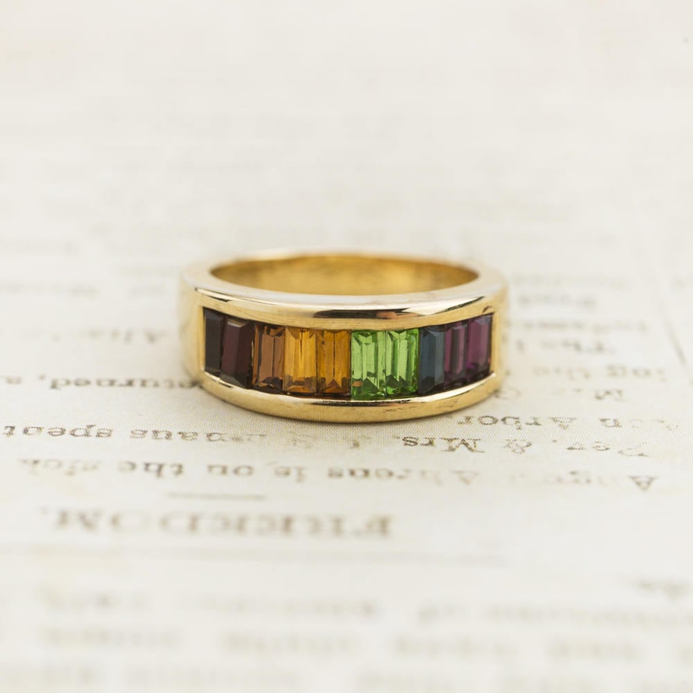 A Vintage Ring Multi Colored Rainbow Style Swarovski Crystals 18k Gold 1970s Era #R3077
