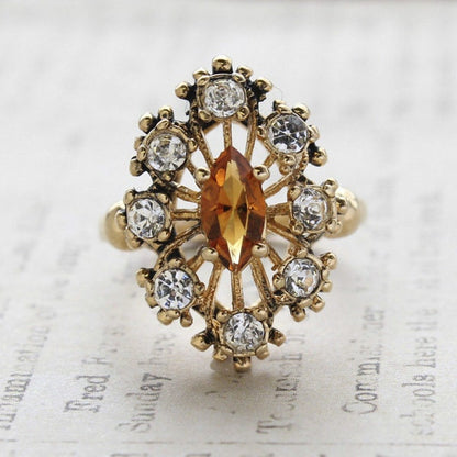 Vintage Ring Light Topaz and Clear Austrian Crystal Cocktail Ring Antique 18k Gold  R250 - Limited Stock - Never Worn