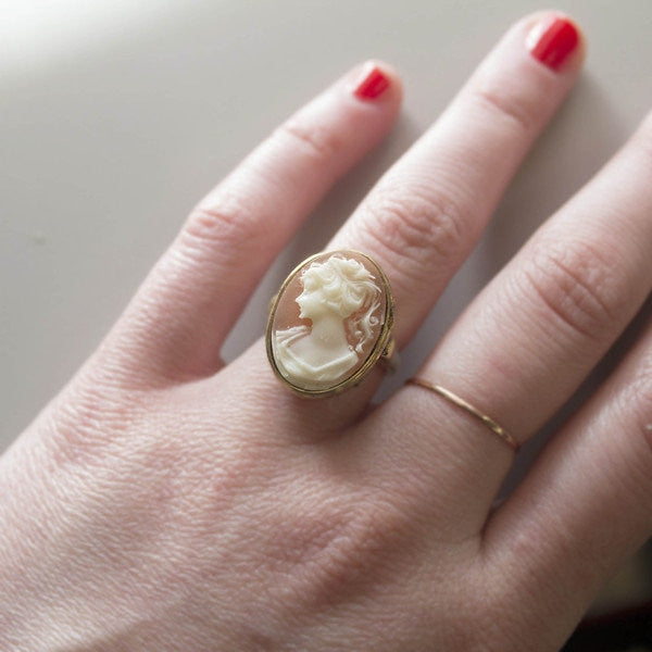 Vintage Ring White Silhouette on Coral Cameo Ring 18k Gold Womans Jewelry Handmade Ring R1776 - Limited Stock - Never Worn  Antique