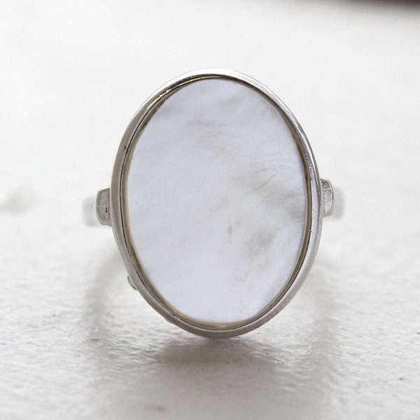 Vintage Ring Mother Of Pearl Ring 18k White Gold Silver R1776 Antique Rings Handmade Statement Womans Jewelry - Limited Stock - Never Worn