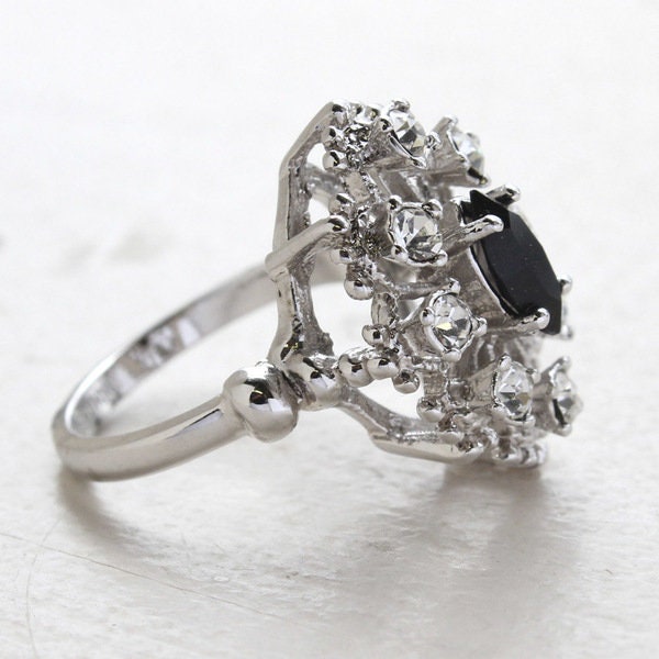 Vintage Ring Black and Clear Swarovski Crystal Cocktail Ring 18k White Gold Silver  R250 - Limited Stock - Never Worn