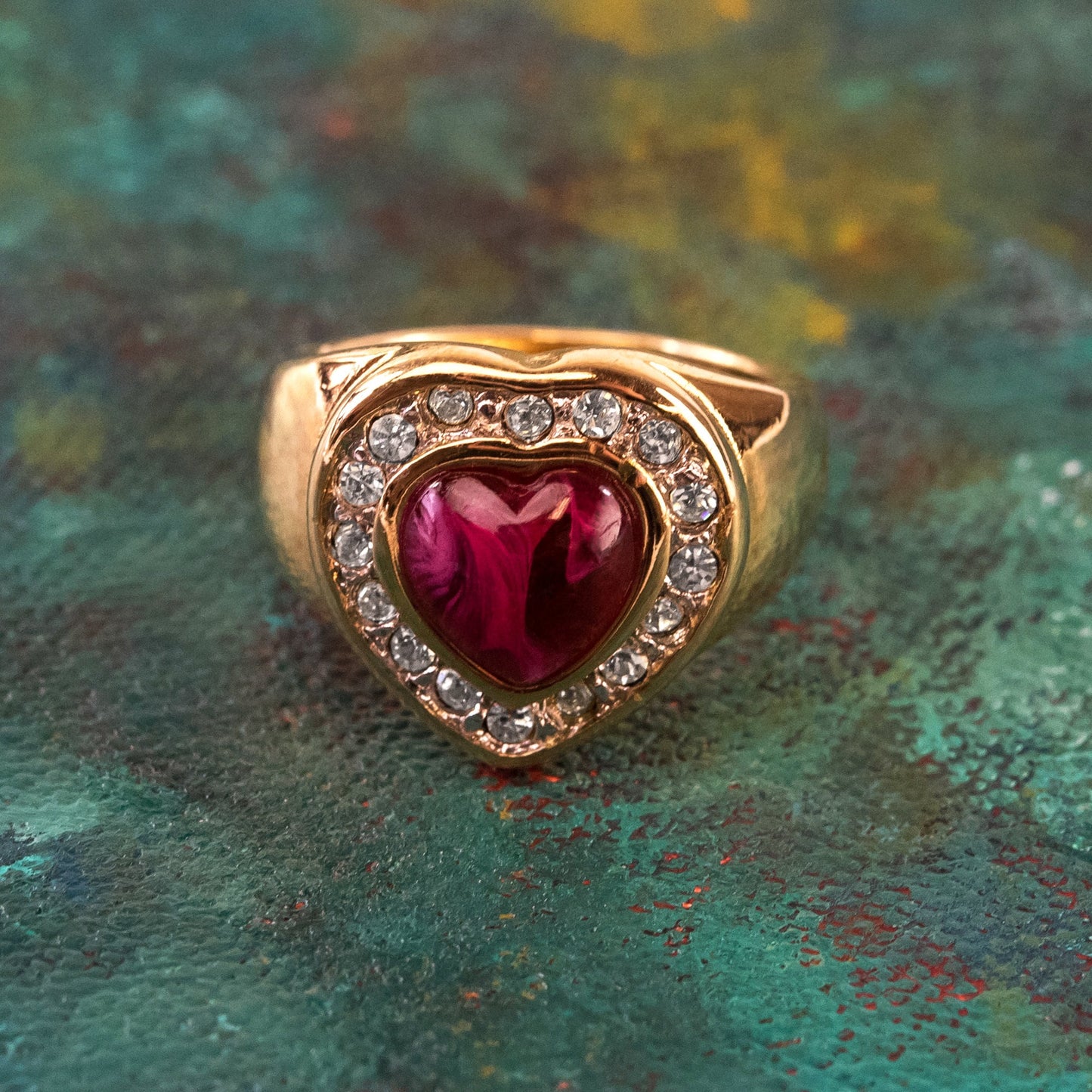 Vintage Ring Red and Clear Swarovski Crystals Heart Ring 18k Gold Womans Antique R3140