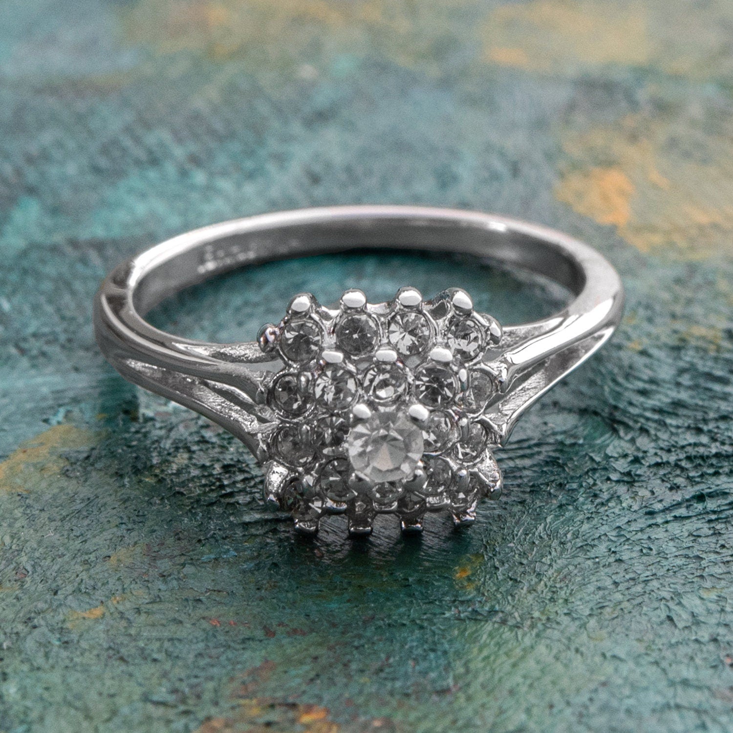 Vintage Ring Clear Swarovski Crystal Burst Ring 18k White Gold Silver Antique Womans Jewlery R885 - Limited Stock - Never Worn