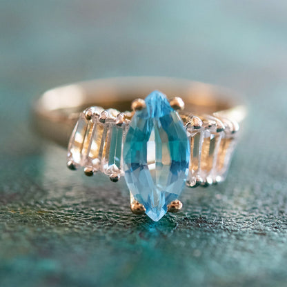 Vintage Ring Genuine Blue Topaz and Clear Swarovski Crystals 18kt Gold Plated R2604 Size: 8
