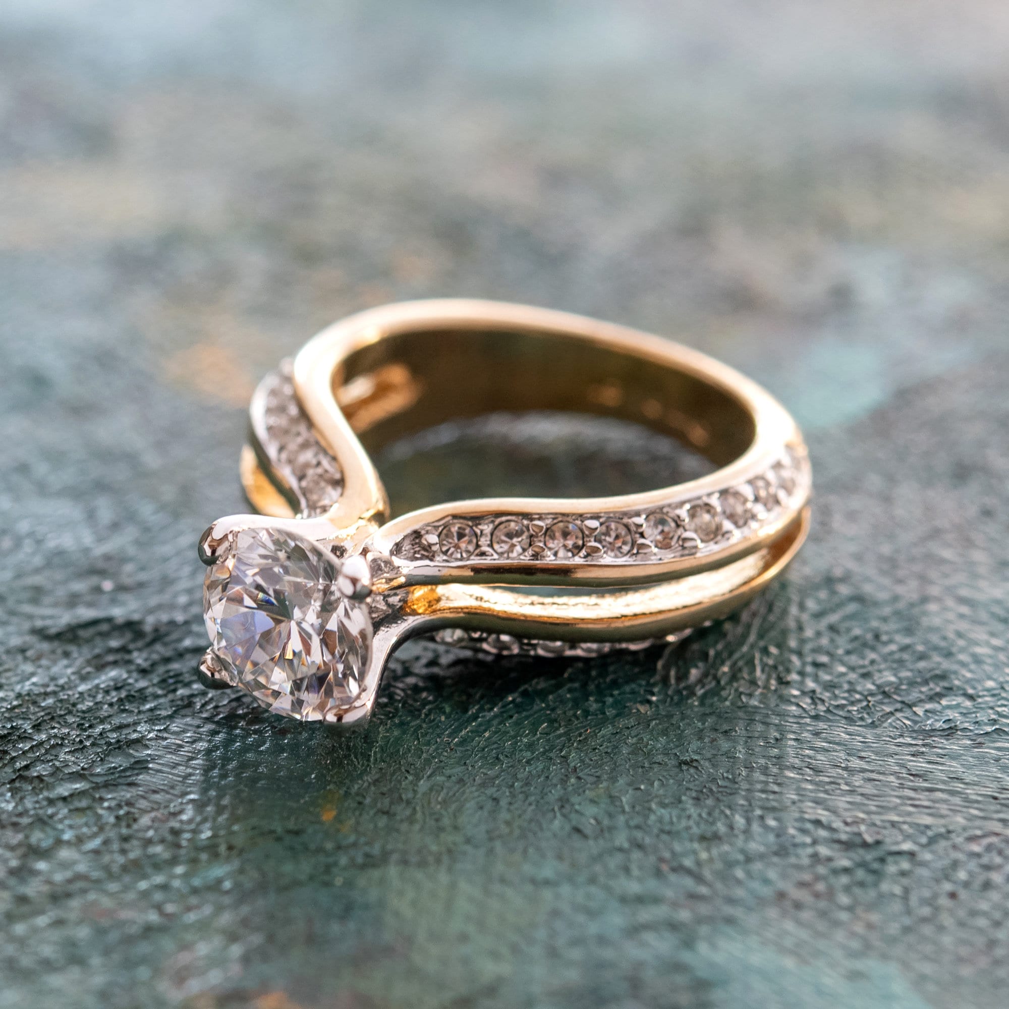 Victoria's Secret Model Taylor Hill Shows Off Emerald-Cut Diamond  Engagement Ring