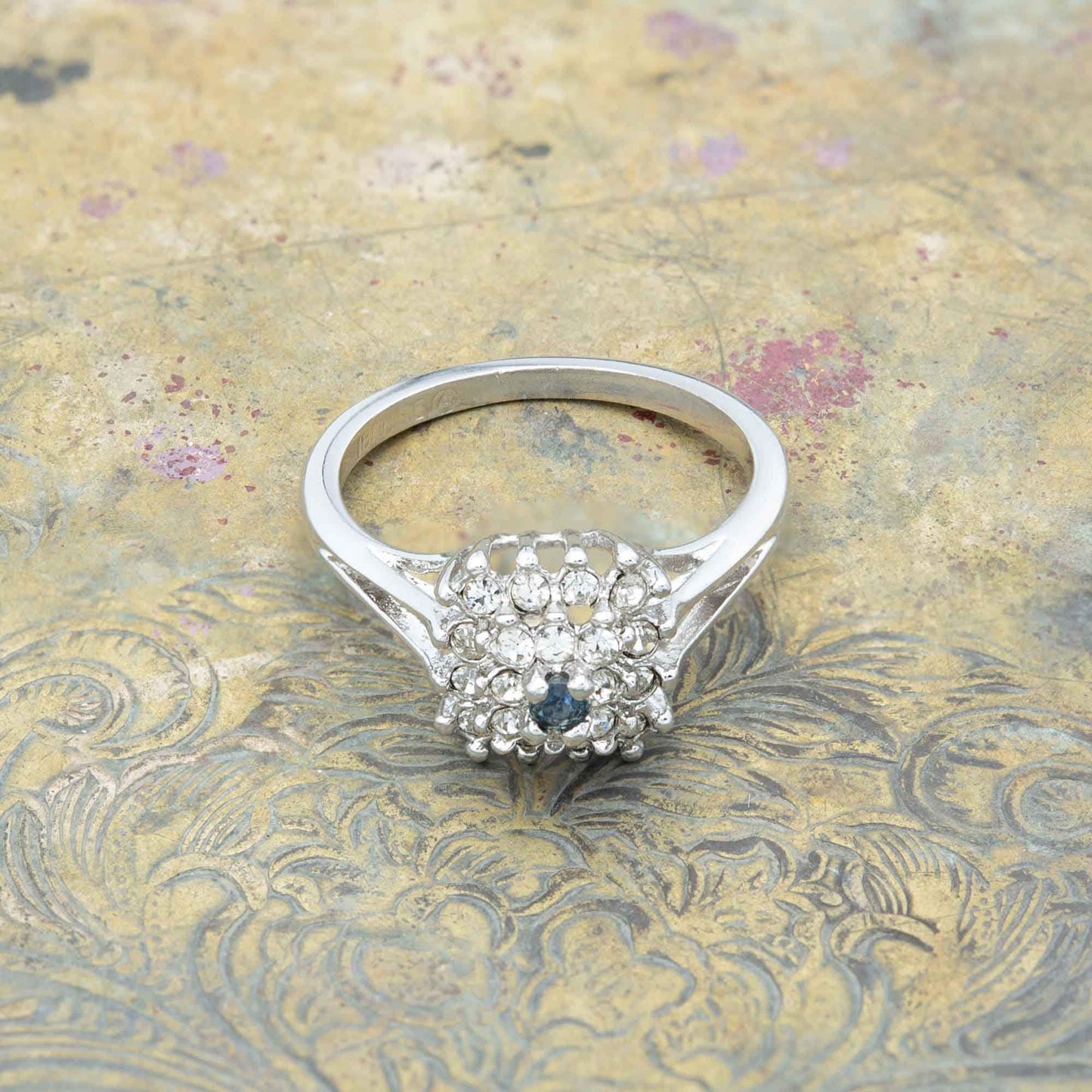 Vintage Ring Genuine Sapphire Burst Ring 18k White Gold Silver  R885 - Limited Stock - Never Worn
