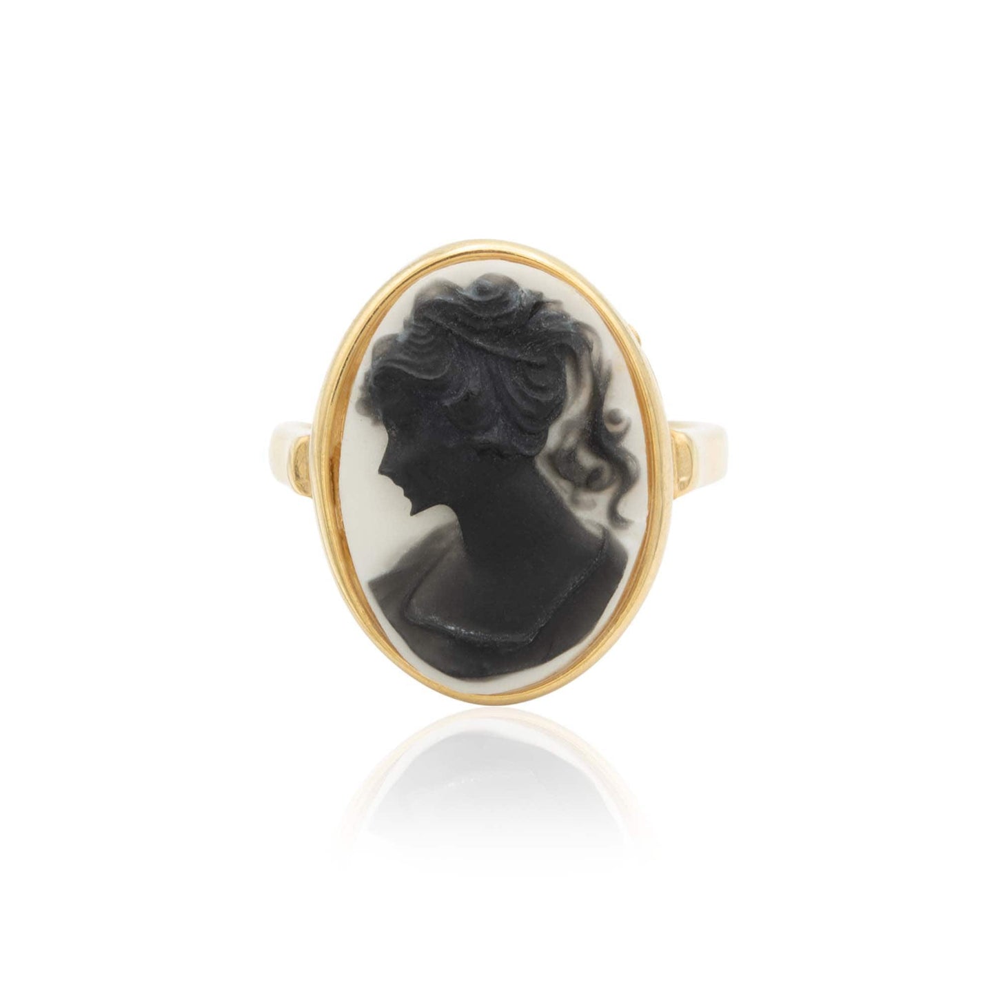 Vintage Black Silhouette on White Cameo Bead Ring Antique 18k Gold Womans Jewelry Girls Handmade Cameo R1776 - Limited Stock - Never Worn