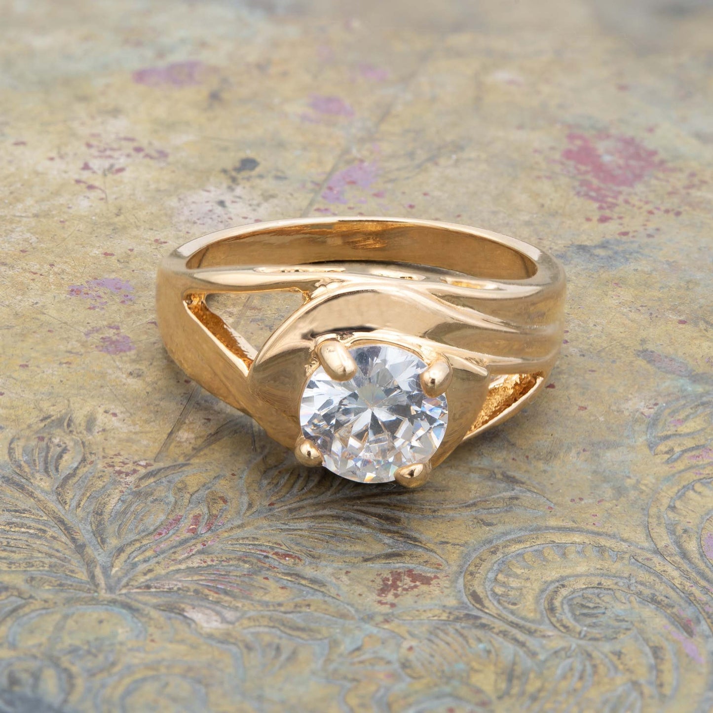 Vintage Ring 1.50 ct. Cubic Zirconia Solitaire Engagement Style Ring 18KT Gold Antique Womans Jewelry #R3428 - Limited Stock - Never Worn