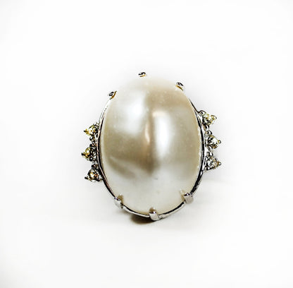 Vintage Ring 1970s Mabe Pearl 18k White Gold Silver Clear Swarovski Crystals Cocktail Ring Antique Jewelry for Women #R1910 Size: 9