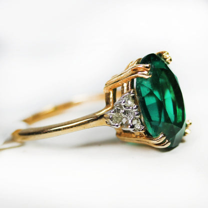 Vintage 1970s Emerald Green Austrian Crystal Ring with Clear Crystals May Birthstone Color Made in USA #R1928